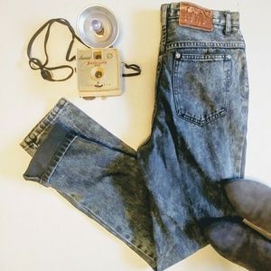 Vintage High Waisted Black Skinnies